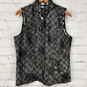 Coldwater Creek women’s quilted vest size medium 10-12 black grey lightweight